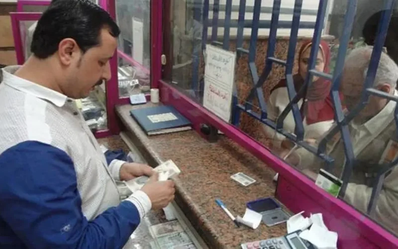 موعد صرف معاشات أبريل وطرق الاستعلام وأماكن الصرف المحددة